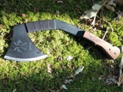 Kukrax Pak Axe Black Canvas/Walnut Handle 1075 Black Traction Coating KU1068